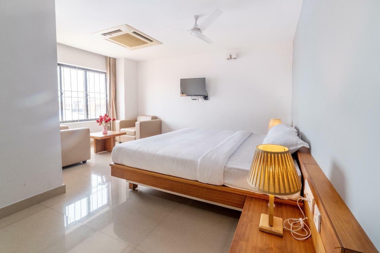 Hotel Bkm International Tellicherry Luaran gambar