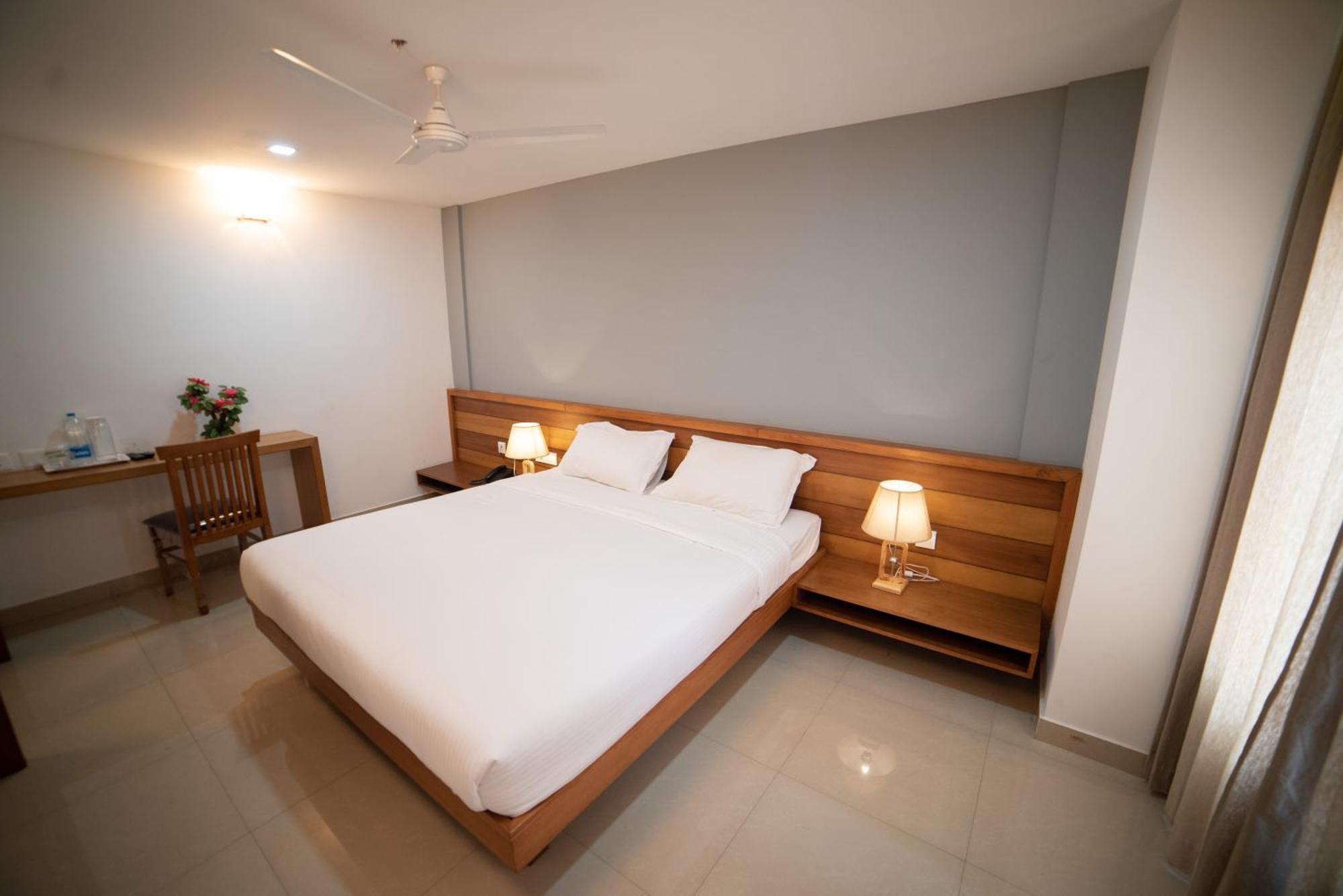Hotel Bkm International Tellicherry Luaran gambar