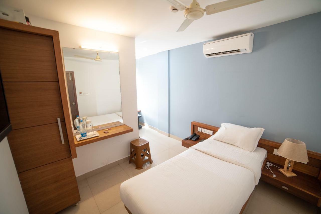 Hotel Bkm International Tellicherry Luaran gambar